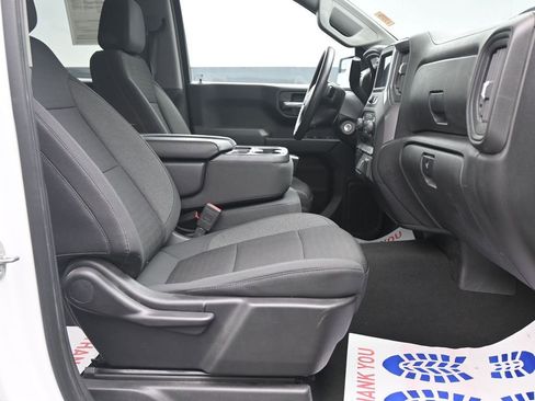 Used 2022 Chevrolet Silverado 1500 Custom w/ Safety Confidence Package image 20