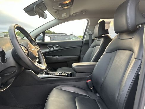 Certified 2023 Kia Sportage EX FWD image 13