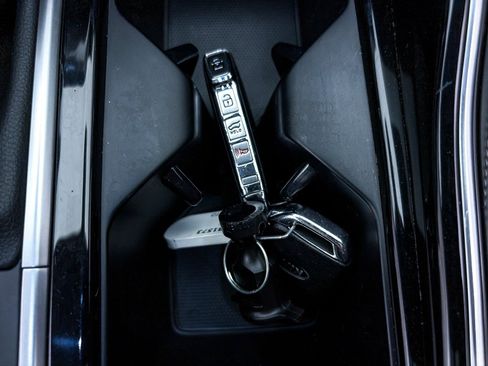 Used 2021 Kia Sorento SX image 28