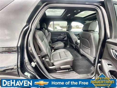 Used 2023 Chevrolet Traverse RS AWD/4WD image 27