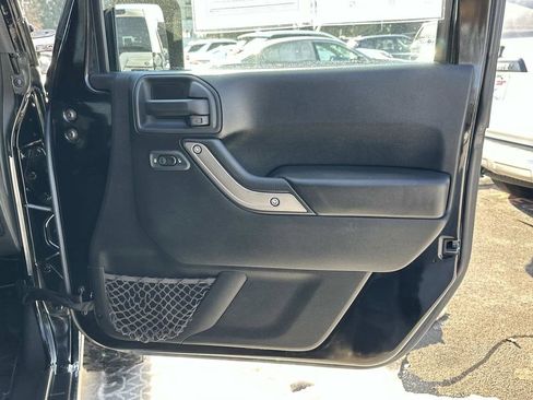 Used 2016 Jeep Wrangler Sport w/ Quick Order Package 24S AWD/4WD image 27