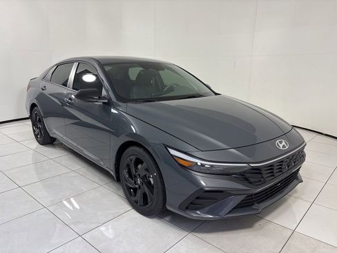 New 2026 Hyundai Elantra Sport FWD image 7