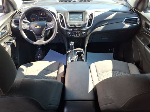 Used 2018 Chevrolet Equinox LT image 8