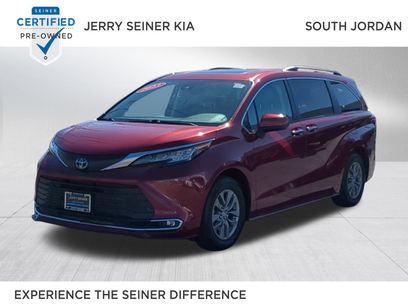 Used 2023 Toyota Sienna XLE