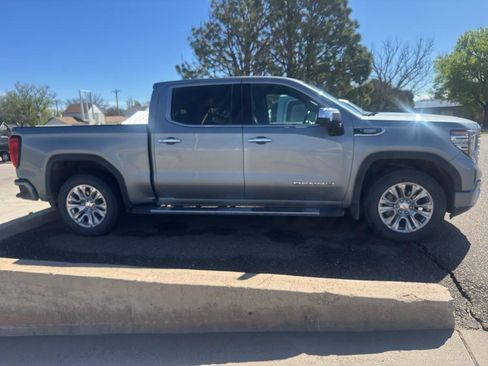Used 2025 GMC Sierra 1500 Denali AWD/4WD image 1