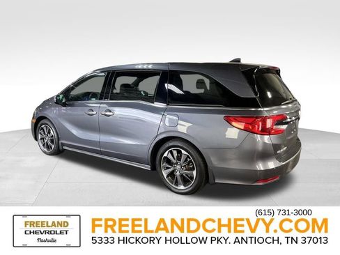 Used 2023 Honda Odyssey Elite image 4