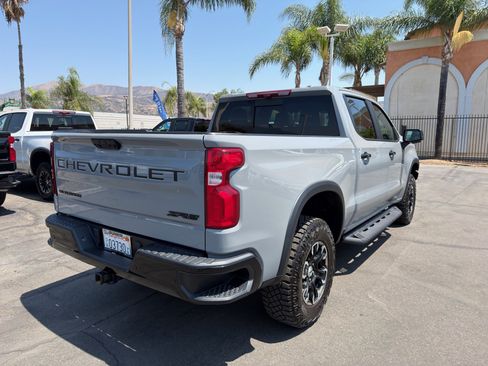 Used 2024 Chevrolet Silverado 1500 ZR2 w/ Technology Package AWD/4WD image 8