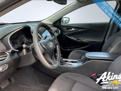 Used 2021 Chevrolet Malibu LT image 13