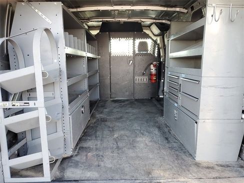 Used 2015 Ford Transit 250 130 Low Roof image 8