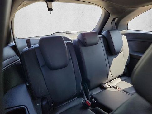 Used 2025 Honda Odyssey Sport-L image 17