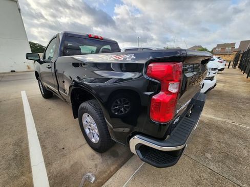 Used 2025 Chevrolet Silverado 1500 W/T w/ WT Safety Package AWD/4WD image 4