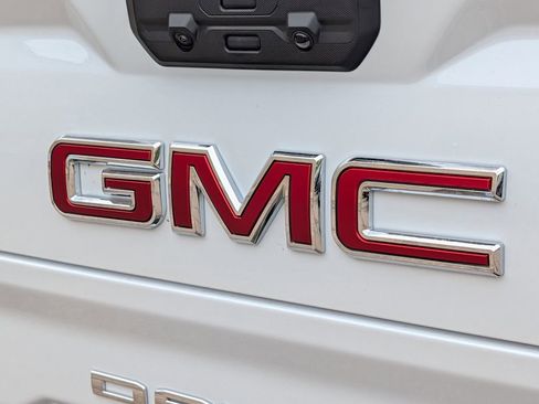 New 2026 GMC Sierra 1500 Denali w/ Denali Reserve Package AWD/4WD image 11