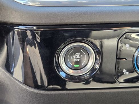 Used 2024 GMC Sierra 1500 SLT image 20