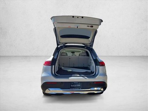 Used 2023 Mercedes-Benz EQS 450+ SUV image 6