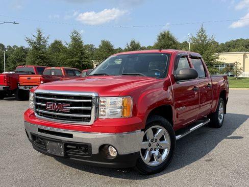 Used 2013 GMC Sierra 1500 SLE w/ Power Tech Package AWD/4WD image 10