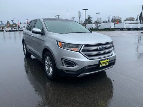 Used 2017 Ford Edge SEL w/ Equipment Group 201A image 9
