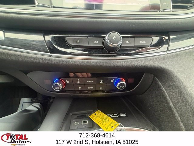 Used 2023 Buick Enclave Essence w/ Experience Buick Package AWD/4WD image 24