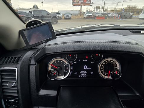 Used 2013 RAM 2500 Laramie w/ HD Snow Plow Prep Group image 19