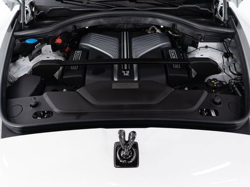 Certified 2024 Rolls-Royce Cullinan Black Badge w/ Dark Exterior Package image 53