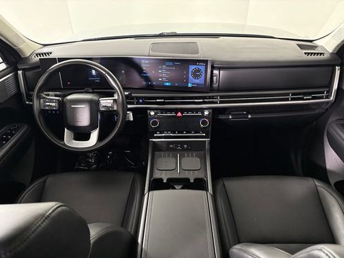 Used 2025 Hyundai Santa Fe SEL FWD image 33