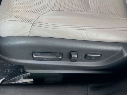 Used 2016 Honda CR-V EX-L image 18