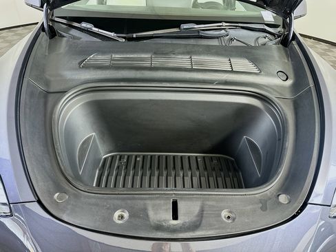 Used 2022 Tesla Model Y Performance image 34