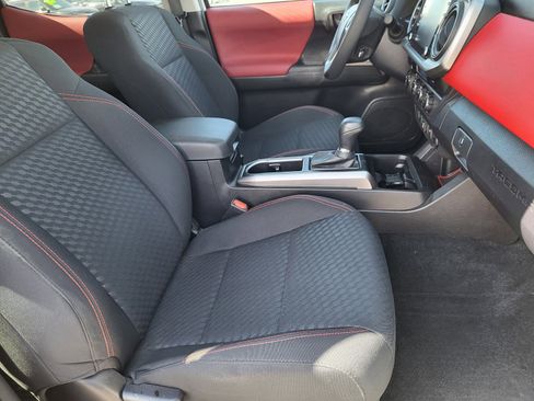 Certified 2023 Toyota Tacoma SR5 w/ Technology Package image 22