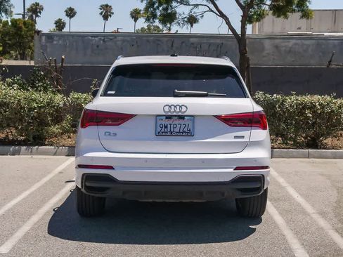 Used 2024 Audi Q3 2.0T Premium AWD/4WD image 9