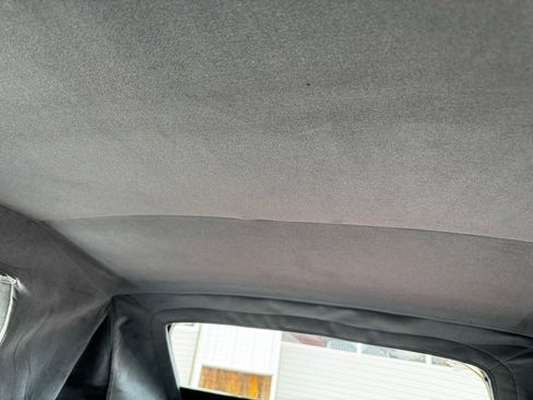 Used 1989 Chrysler LeBaron Premium image 27