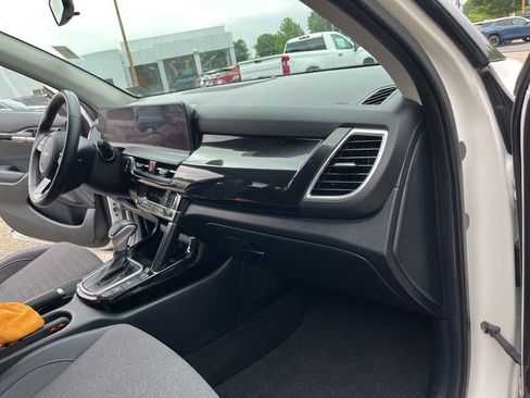 Used 2024 Kia Seltos X-Line AWD/4WD image 28