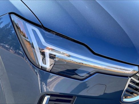 New 2026 Volvo XC90 T8 Plus w/ Protection Package Premier image 33