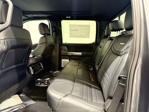 New 2026 Ford F250 Platinum w/ Tremor Off-Road Package image 17