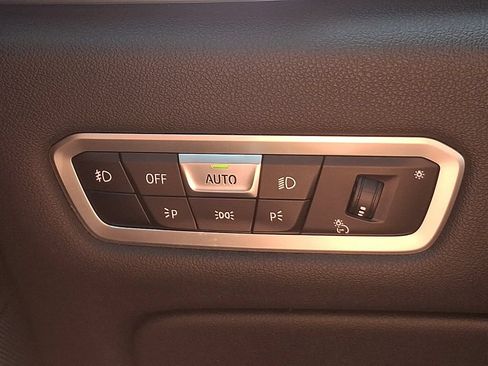 Used 2019 BMW X5 xDrive40i w/ Convenience Package AWD/4WD image 25