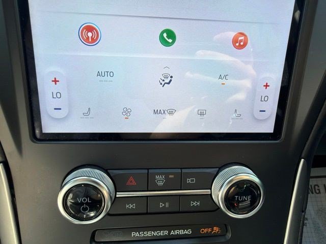 Used 2024 Ford Edge SEL AWD/4WD image 27