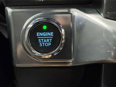 Used 2022 Ford F150 Lariat w/ Equipment Group 502A High image 34