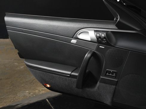 Used 2009 Porsche 911 Turbo AWD/4WD image 18