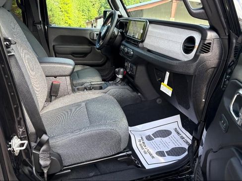 New 2025 Jeep Wrangler Unlimited Sport AWD/4WD image 10