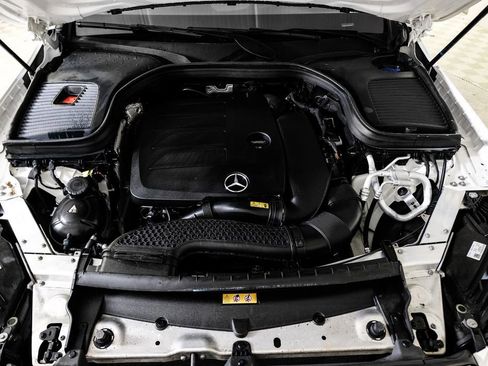 Used 2022 Mercedes-Benz GLC 300 w/ AMG Line image 55