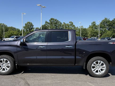 Used 2023 Chevrolet Silverado 1500 LTZ AWD/4WD image 7