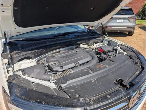 Used 2023 Buick Envision Essence FWD image 24
