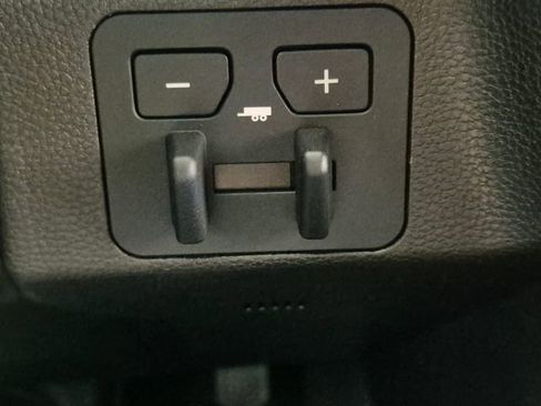 New 2026 Toyota Tundra SR5 image 17