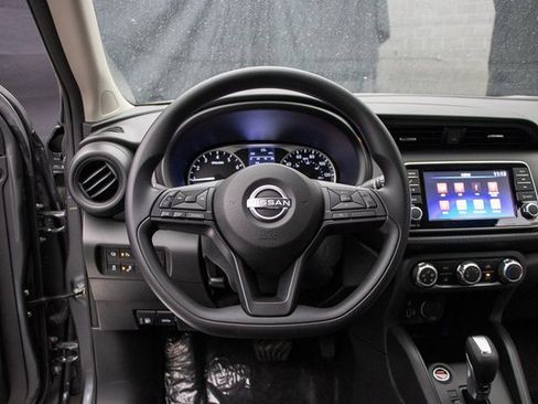 New 2025 Nissan Kicks Play S image 25