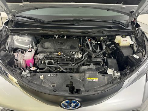 Used 2024 Toyota Sienna XLE image 9