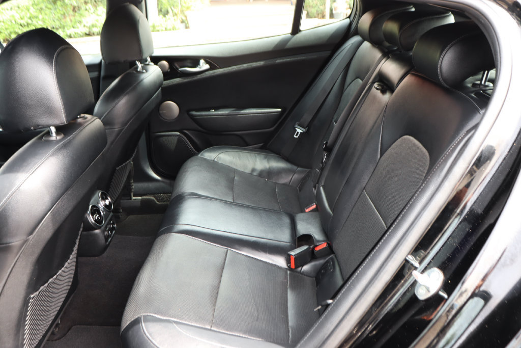 Used 2023 Kia Stinger GT-Line w/ Sun & Sound Package RWD image 37