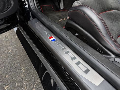 Used 2019 Chevrolet Camaro ZL1 w/ LPO, ZL1 Protection Package RWD image 19