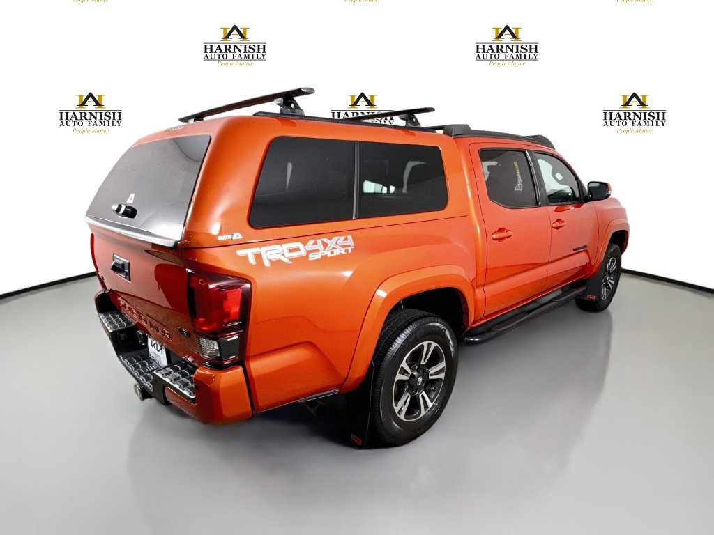 Used 2018 Toyota Tacoma TRD Sport w/ Technology Package AWD/4WD image 7