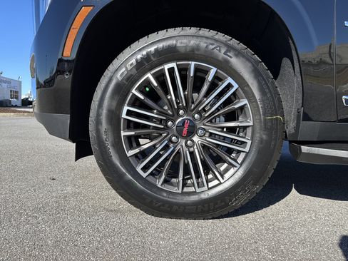 New 2026 GMC Yukon Elevation image 13