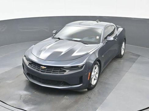 Used 2019 Chevrolet Camaro LT image 23