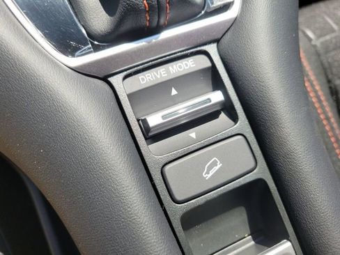 Used 2025 Honda HR-V Sport image 28