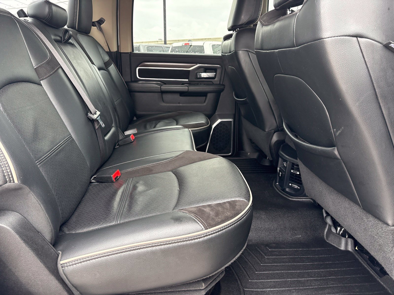 Used 2022 RAM 2500 Laramie AWD/4WD image 18